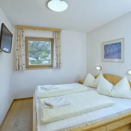 Schoeneben Haus Wikinge 펜션