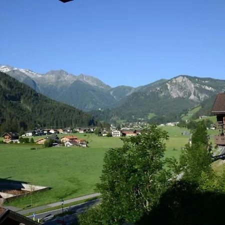 Schoeneben Haus Wikinge Wald im Pinzgau
