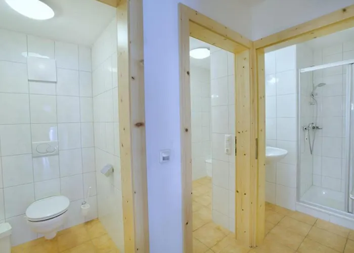 Schoeneben Haus Wikinge בית נופש